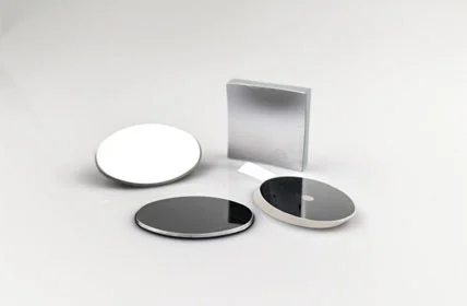 光学反射镜在科学和工业中的创新应用